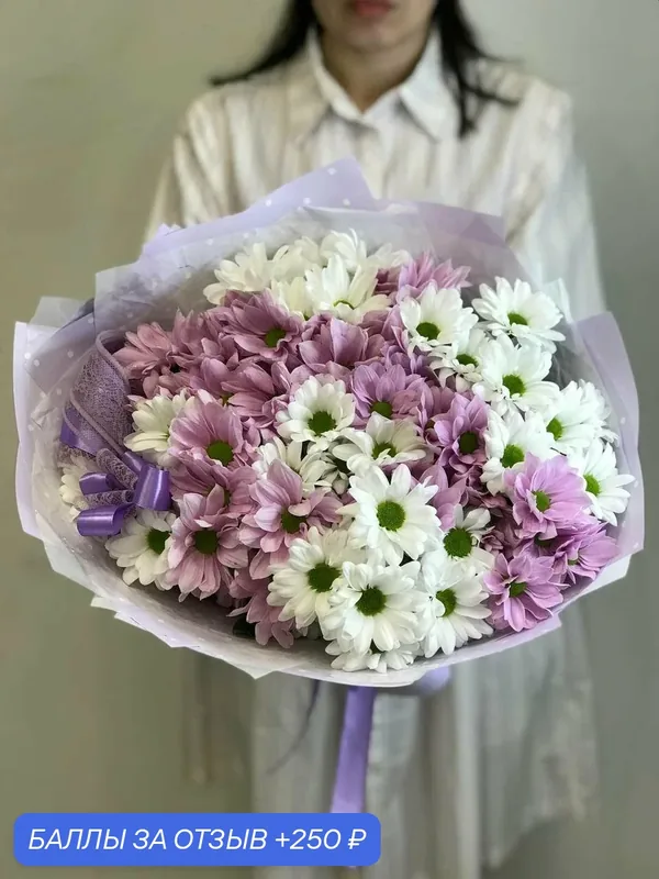Монобукет Romashka FLOWERS «Милашка», из кустовых хризантем, красный, 11 цветов — Romashka, 250 баллов за отзыв Яндекс Маркет