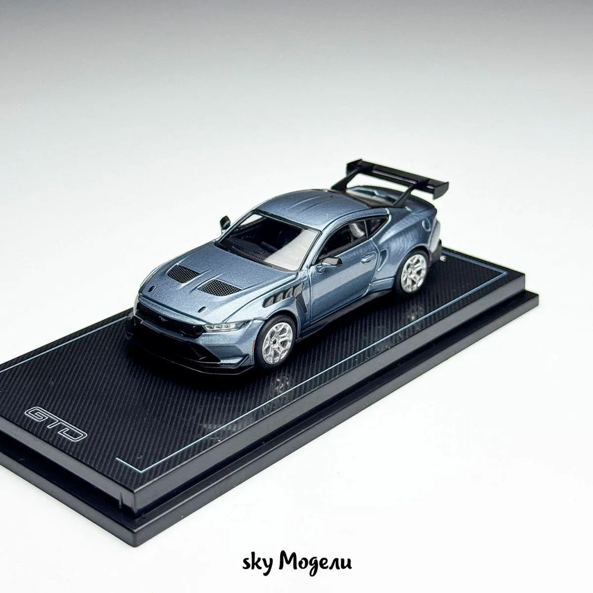 Машинка CM Model 1:64 Ford Mustang GTD Blue — скидка по промокоду Яндекс Маркет