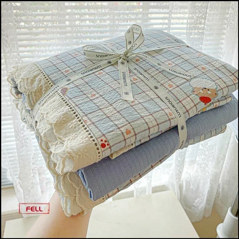 Комплект постельного белья односпальный жаккард 150x200 см, наволочки 48x74, простыня 180x230 см, цветлазурный — скидка по промокоду Яндекс Маркет